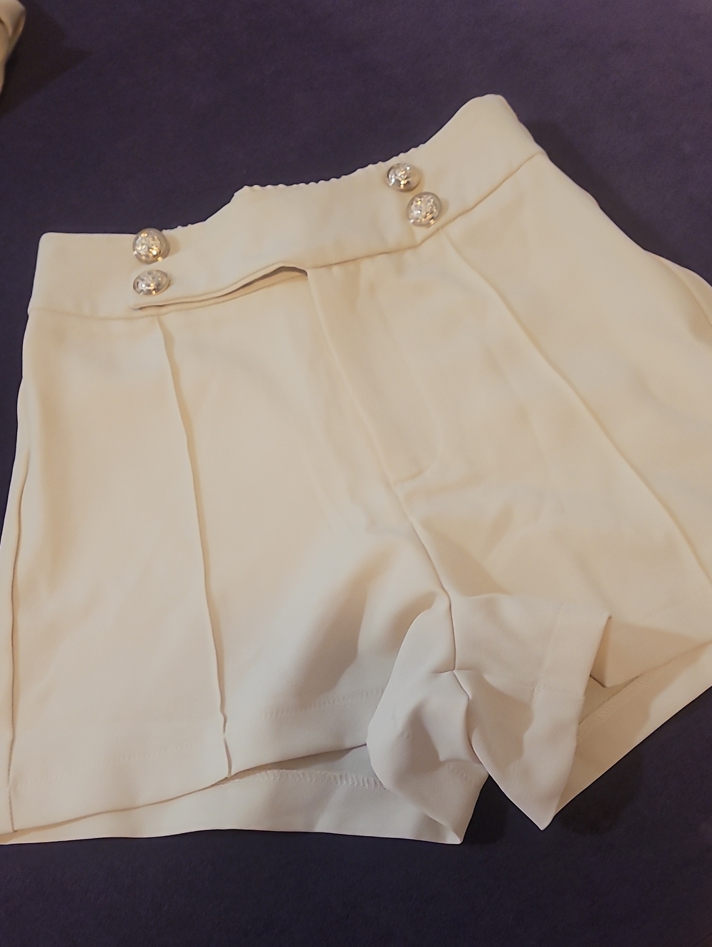 XS High-Waist Cream Dress Shorts with Decorative Buttons